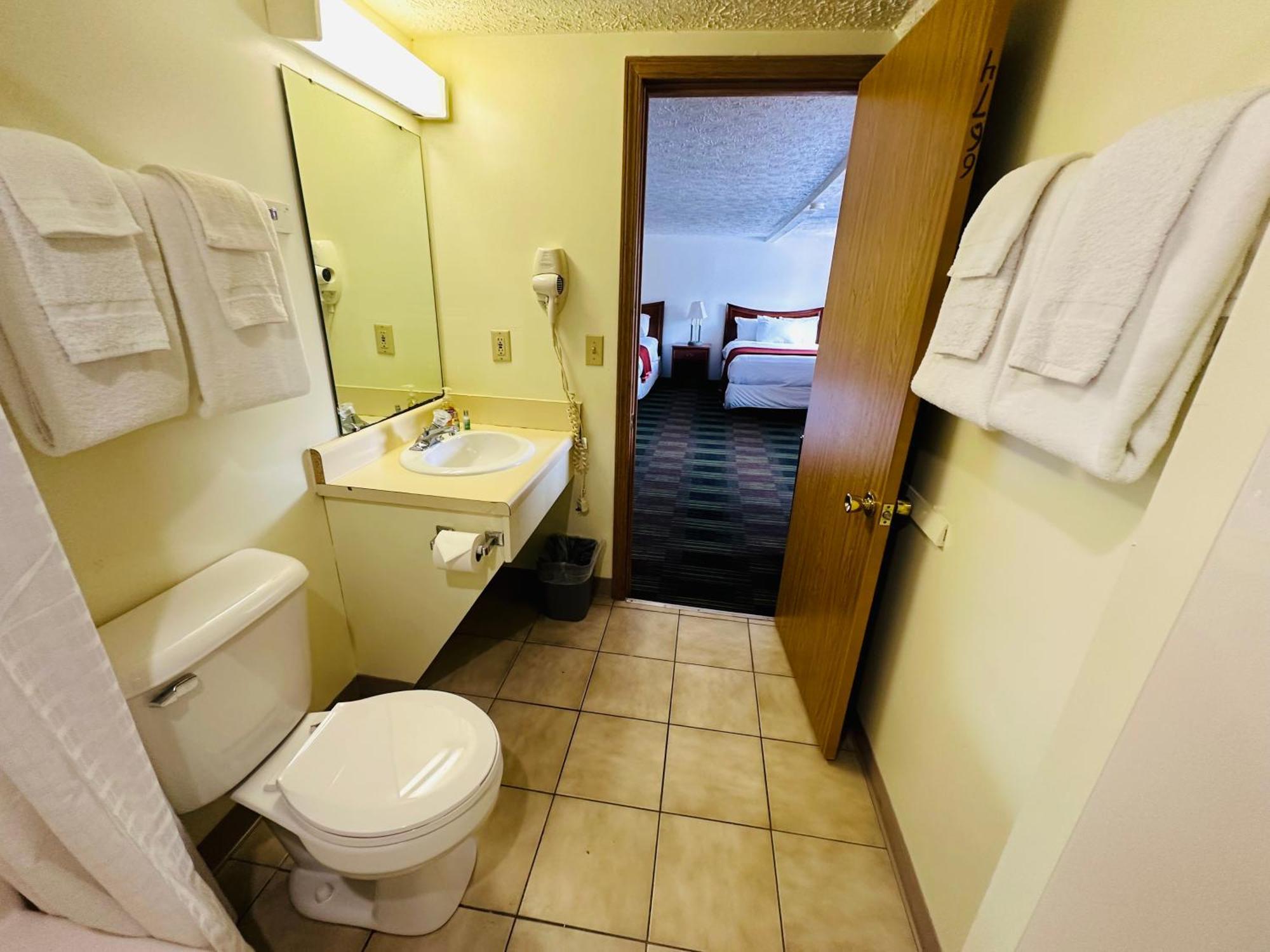 Quality Lodge Сандъски Екстериор снимка
