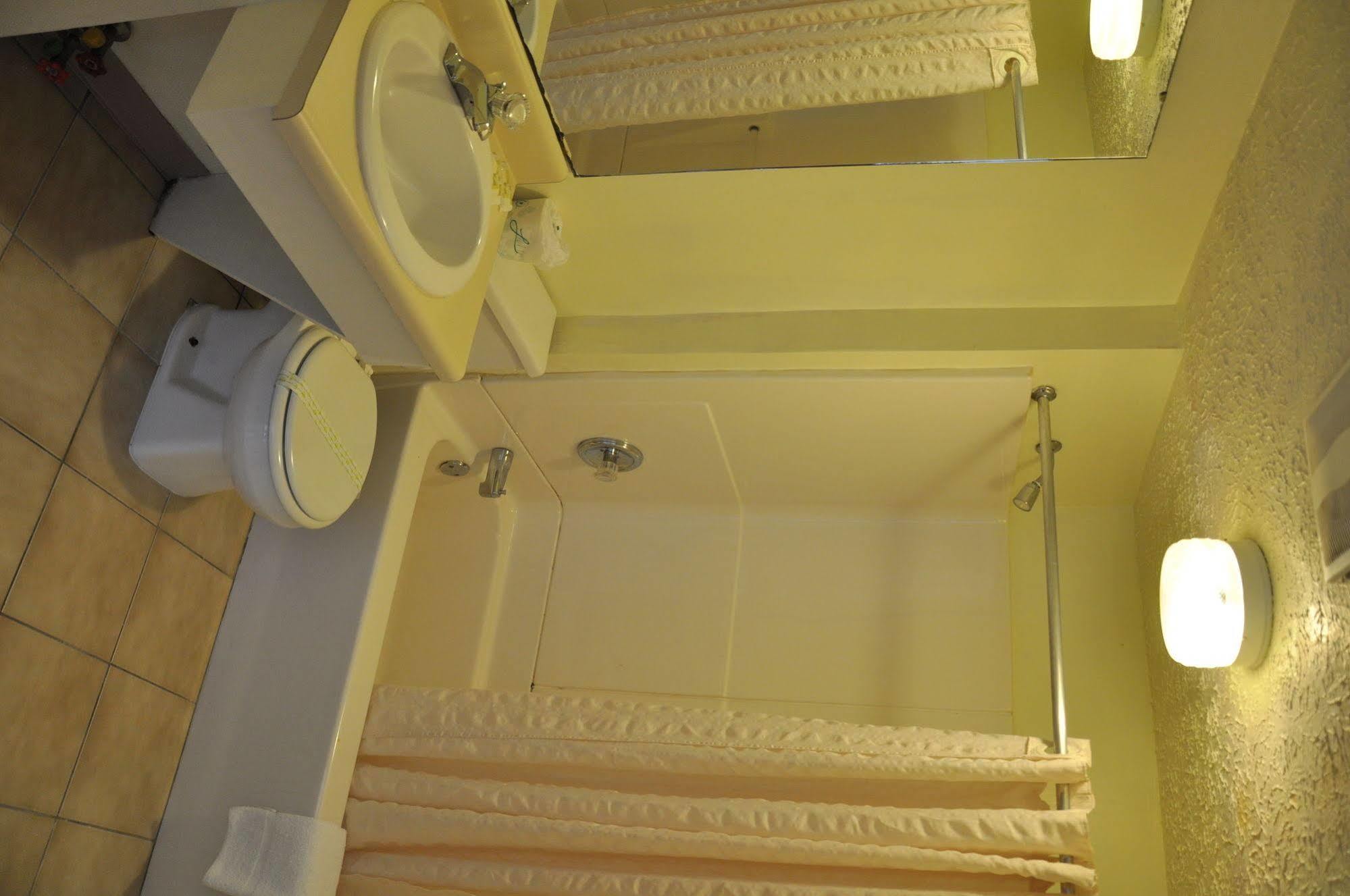 Quality Lodge Сандъски Екстериор снимка